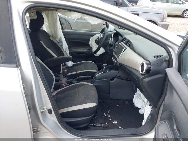 Продажа на аукционе авто 2020 Nissan Versa Sv Xtronic Cvt, vin: 3N1CN8EV2LL809527, номер лота: 44328537