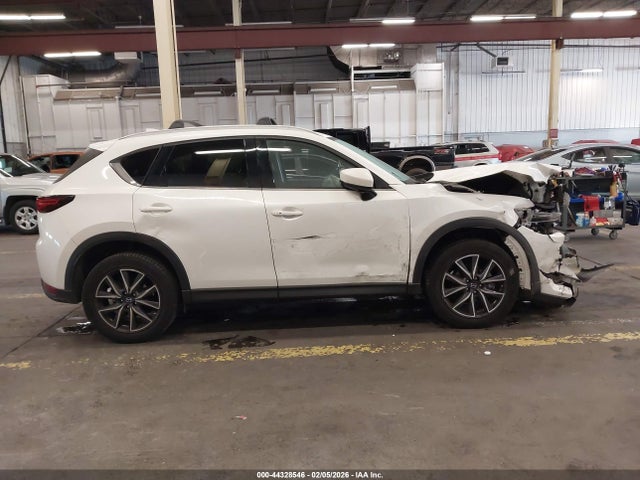 Продажа на аукционе авто 2018 Mazda Cx-5 Grand Touring, vin: JM3KFBDM0J0367408, номер лота: 44328546