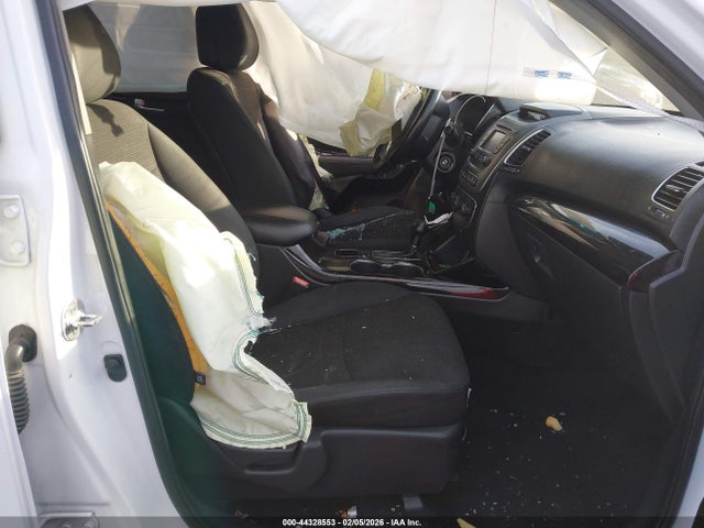 5XYKT4A61EG526066 KIA SORENTO LX