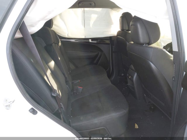 5XYKT4A61EG526066 KIA SORENTO LX