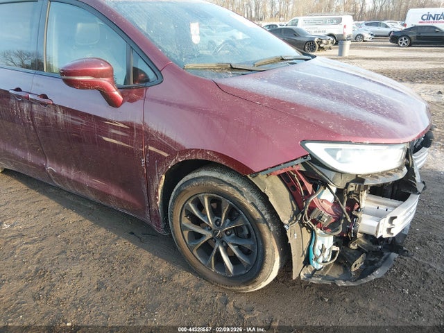 44328557 :رقم المزاد ، 2C4RC1BG3MR574070 vin ، 2021 Chrysler Pacifica Touring L مزاد بيع