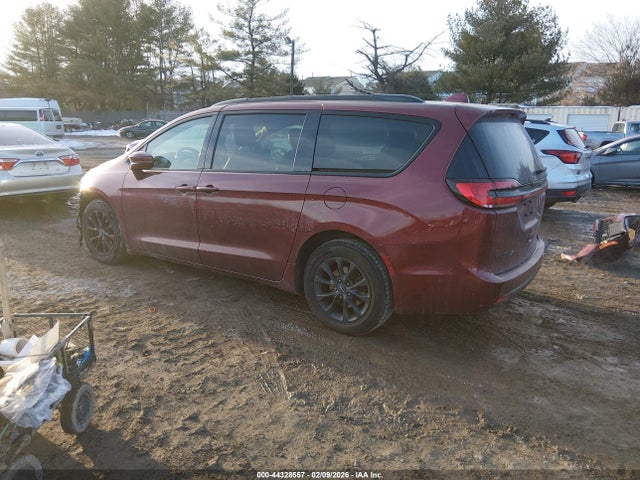 2021 CHRYSLER PACIFICA 2C4RC1BG3MR574070 Photo 2