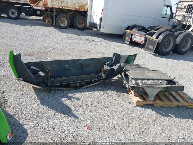 2022 Western Star 5700 Xe Set Back Axle W/sleeper მანქანა იყიდება აუქციონზე, vin: 5KJJBHDR9NLNN2546, აუქციონის ნომერი: 44328575