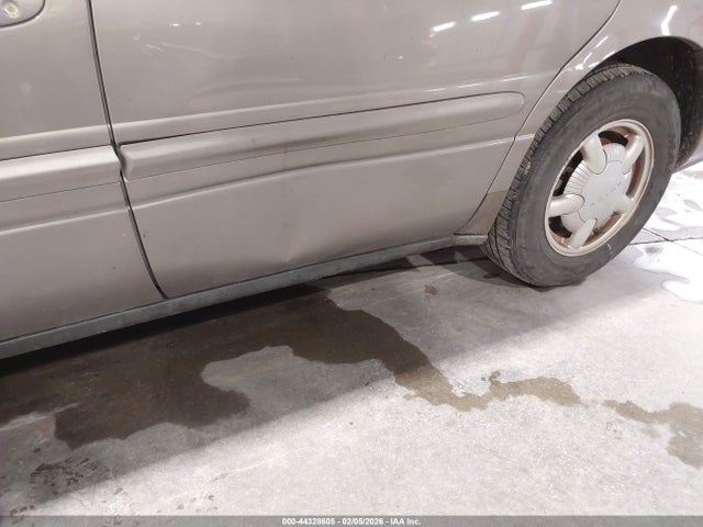 Aukcja sprzedaży 2000 Buick Lesabre Limited, vin: 1G4HR54K2YU104880, numer aukcji: 44328605