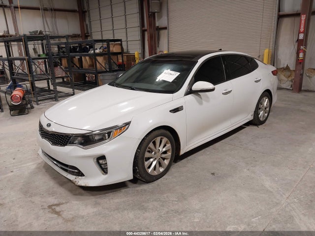 5XXGT4L38JG242179 KIA Optima S