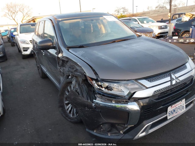 2020 MITSUBISHI OUTLANDER JA4AD2A33LZ018967 Photo 0