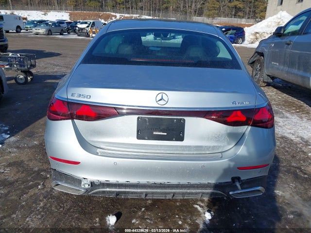 Mercedes-Benz E 350 2025 W1KLF4HB9SA146294 Image 17