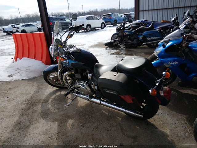 2009 TRIUMPH MOTORCYCLE AMERICA SMT905RN49T363644 Photo 2