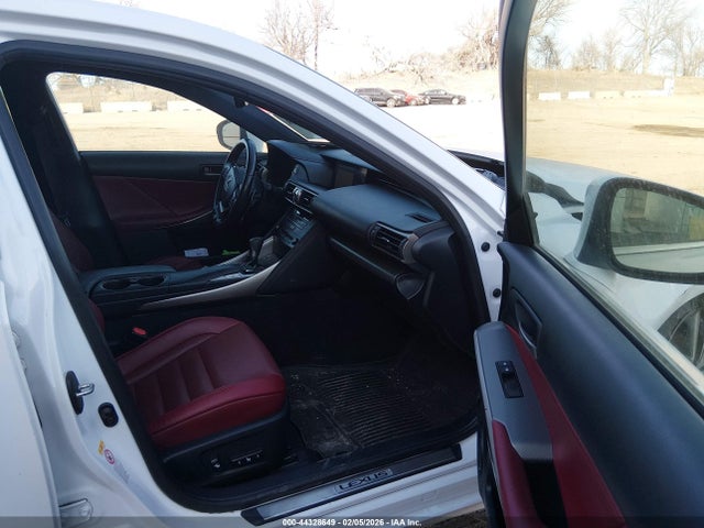 Продаж на аукціоні авто 2018 Lexus Is 300, vin: JTHC81D21J5027590, номер лоту: 44328649