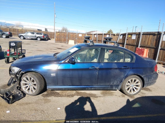 2011 Bmw 328i Xdrive მანქანა იყიდება აუქციონზე, vin: WBAPK5C50BF126014, აუქციონის ნომერი: 44328654