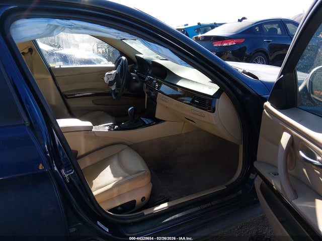 2011 Bmw 328i Xdrive მანქანა იყიდება აუქციონზე, vin: WBAPK5C50BF126014, აუქციონის ნომერი: 44328654