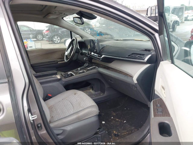 Toyota SIENNA LE 2021 5TDBRKEC0MS073840 Image 5