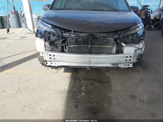 Toyota SIENNA LE 2021 5TDBRKEC0MS073840 Image 6