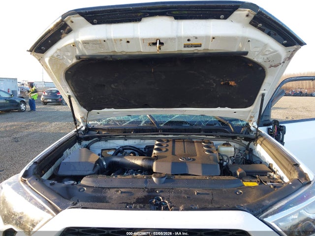 JTEBU5JR0H5423792 Toyota 4runner Trd Off Road Premium