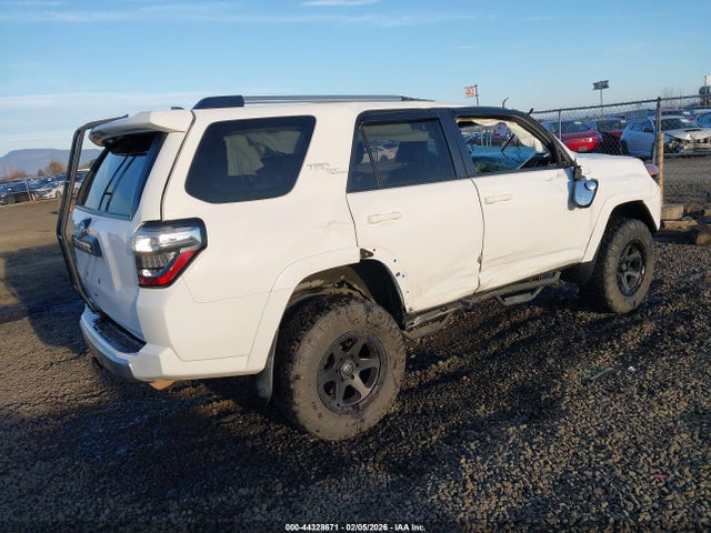 JTEBU5JR0H5423792 Toyota 4runner Trd Off Road Premium