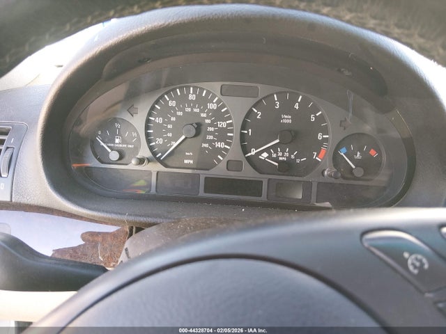 2005 Bmw 325i მანქანა იყიდება აუქციონზე, vin: WBAET37425NJ85635, აუქციონის ნომერი: 44328704