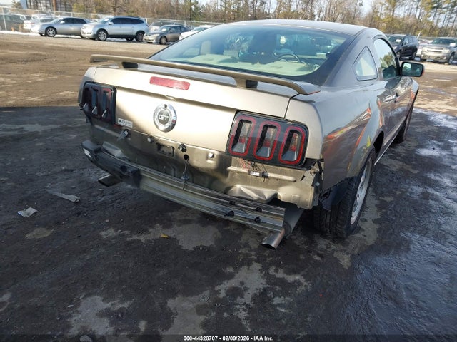 2005 FORD MUSTANG 1ZVFT82H455127716 Photo 5