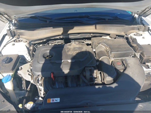 5XXGT4L35GG009014 KIA Optima Lx