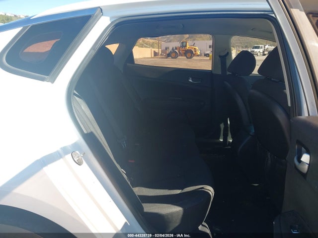 5XXGT4L35GG009014 KIA Optima Lx