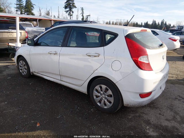 KMHCT5AE3HU347883 Hyundai ACCENT SE
