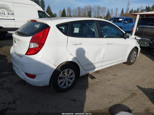 KMHCT5AE3HU347883 Hyundai ACCENT SE