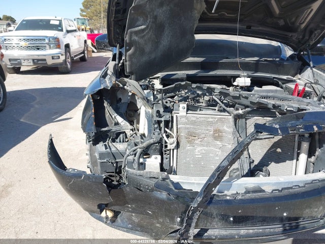44328786 :رقم المزاد ، 5N1AL0MM7DC332915 vin ، 2013 Infiniti Jx35 مزاد بيع