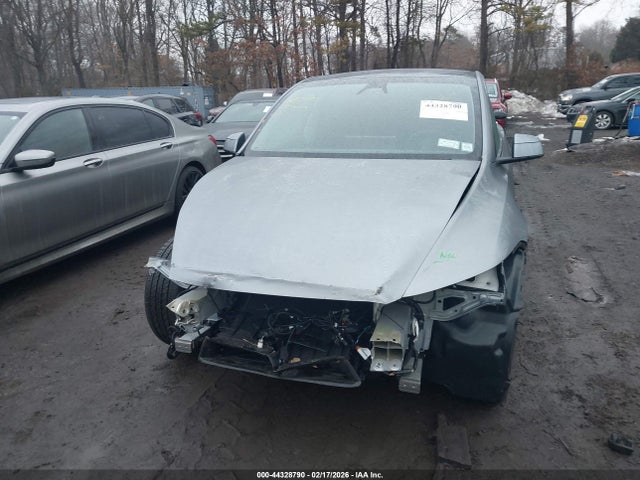 7SAYGDED2TF433264 Tesla Model Y Premium Rear-wheel Drive/standard Rear-wheel Drive