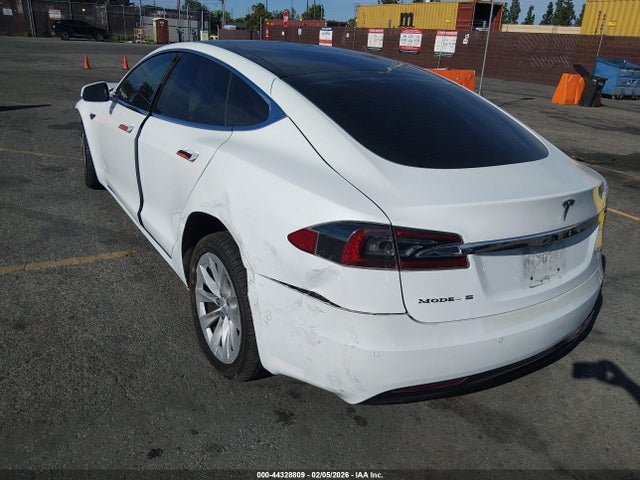 2018 Tesla Model S მანქანა იყიდება აუქციონზე, vin: 5YJSA1E20JF247866, აუქციონის ნომერი: 44328809