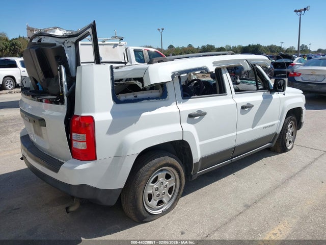 2016 JEEP PATRIOT 1C4NJPBB7GD738293 Photo 3