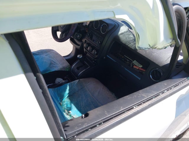 2016 JEEP PATRIOT 1C4NJPBB7GD738293 Photo 4