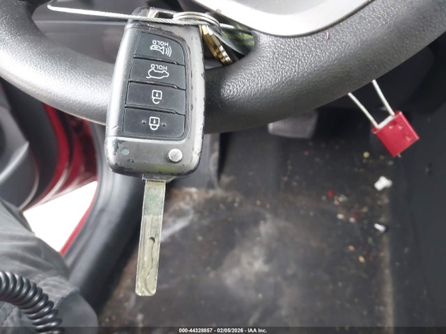 2019 HYUNDAI KONA KM8K12AA5KU258983 Photo 10