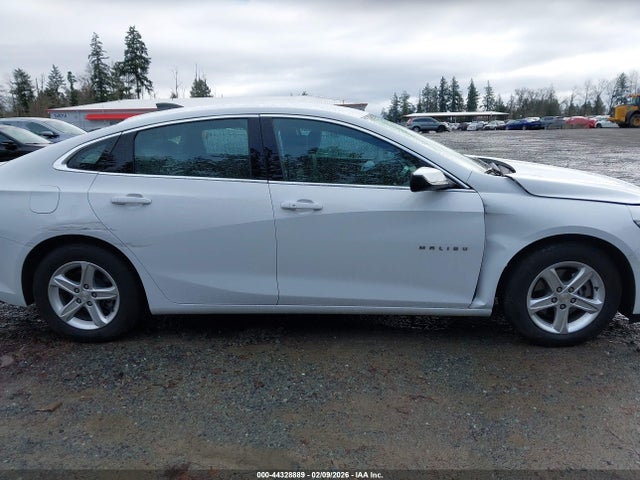 1G1ZC5STXRF227301 Chevrolet Malibu Fwd 1fl