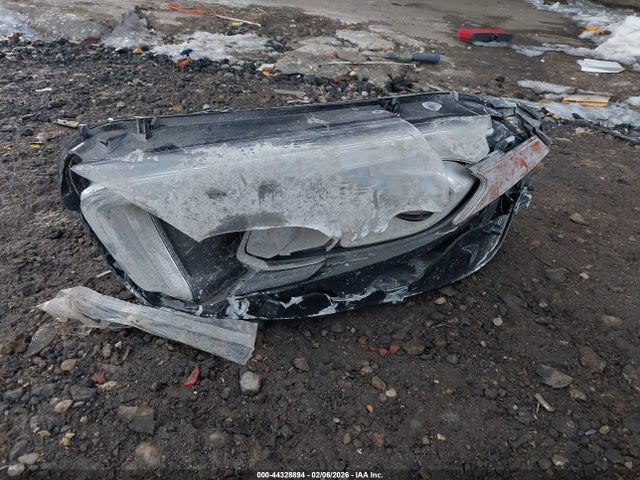 44328894 :رقم المزاد ، W1K3G4FBXNJ341597 vin ، 2022 Mercedes-benz A 220 4matic مزاد بيع