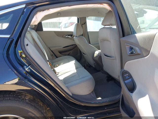 1G1ZB5ST0LF014321 Chevrolet Malibu Fwd Ls