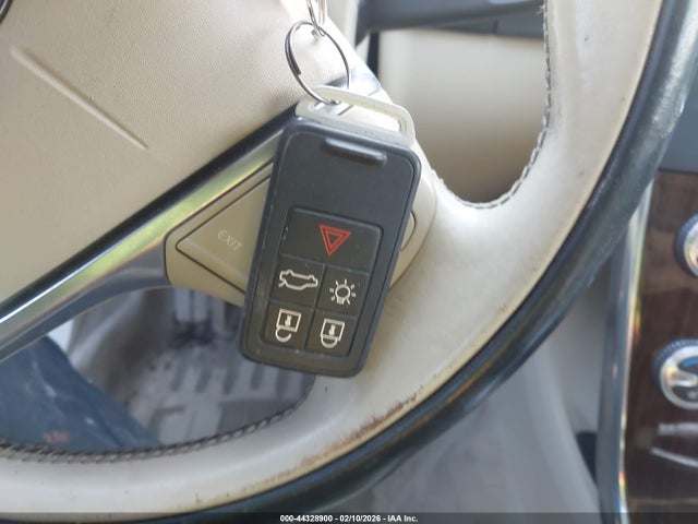 2015 VOLVO S60 YV140MFK7F2354879 Photo 10