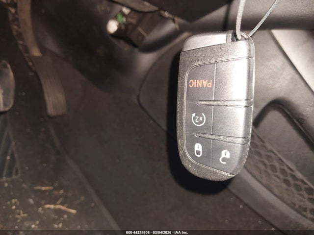 3C4PDCAB4GT247877 Dodge JOURNEY SE