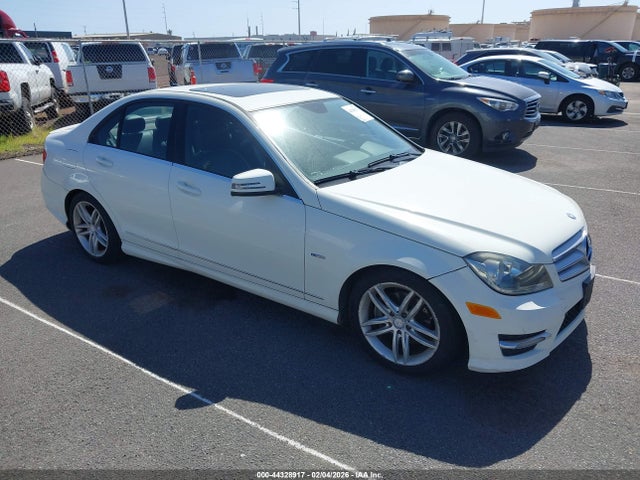 Aukcja sprzedaży 2012 Mercedes-benz C 250 Sport, vin: WDDGF4HB2CR207893, numer aukcji: 44328917