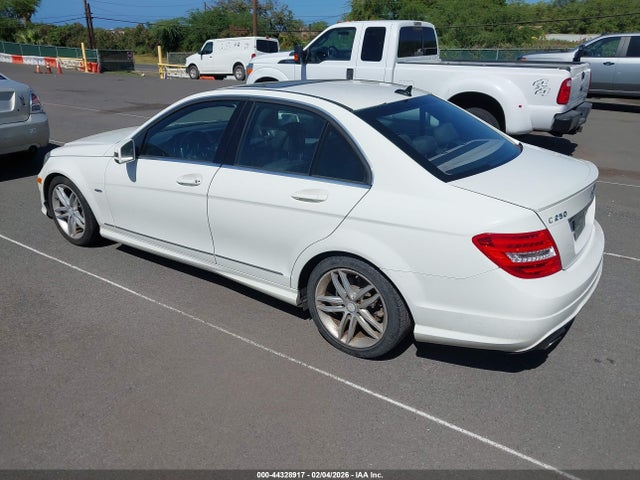 Aukcja sprzedaży 2012 Mercedes-benz C 250 Sport, vin: WDDGF4HB2CR207893, numer aukcji: 44328917