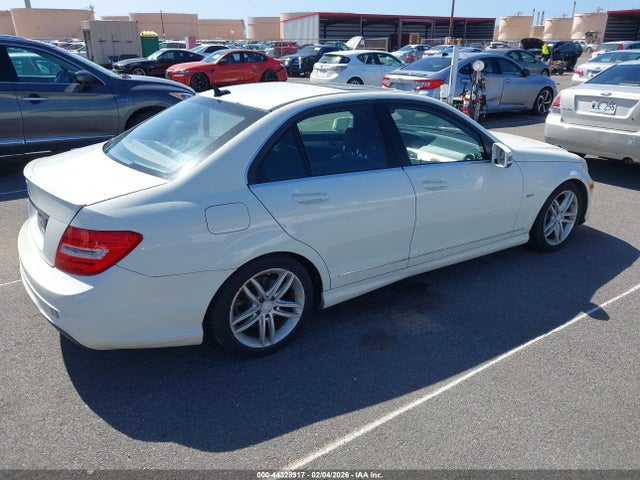 Aukcja sprzedaży 2012 Mercedes-benz C 250 Sport, vin: WDDGF4HB2CR207893, numer aukcji: 44328917