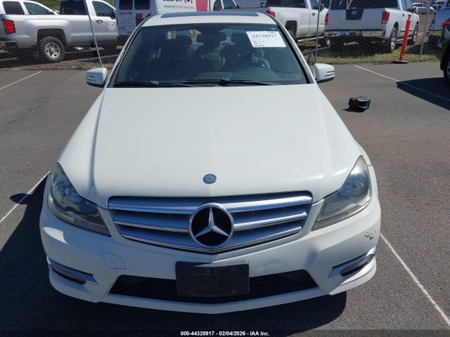 Aukcja sprzedaży 2012 Mercedes-benz C 250 Sport, vin: WDDGF4HB2CR207893, numer aukcji: 44328917