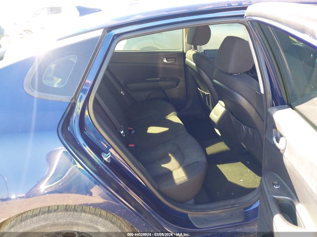 Продажа на аукционе авто 2017 Kia Optima Lx, vin: 5XXGT4L38HG160432, номер лота: 44328924