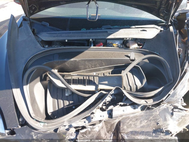 5YJ3E1EB5KF392721 Tesla Model 3 Long Range/performance