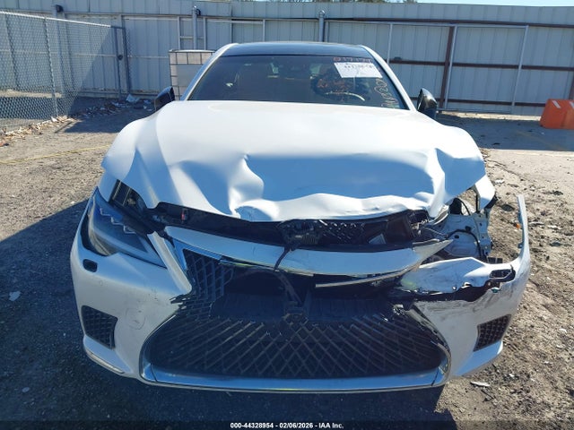 Lexus Ls 500 2022 JTHD51FF9N5017179 Image 12