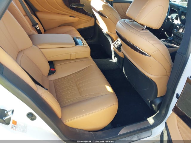 Lexus Ls 500 2022 JTHD51FF9N5017179 Image 5