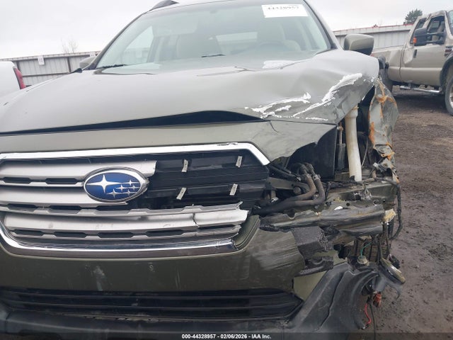 Subaru Outback 2.5i Premium 2017 4S4BSACC6H3417868 Image 17