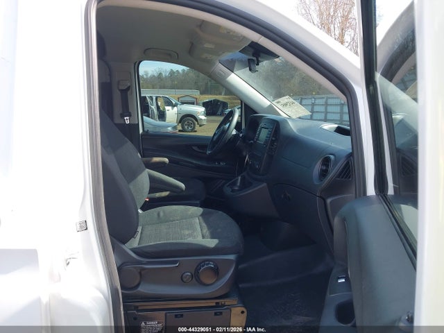 44329051 :رقم المزاد ، WD3PG2EA1J3446031 vin ، 2018 Mercedes-benz Metris مزاد بيع