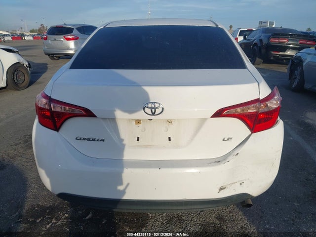 Toyota COROLLA LE 2018 2T1BURHE7JC012865 Image 16