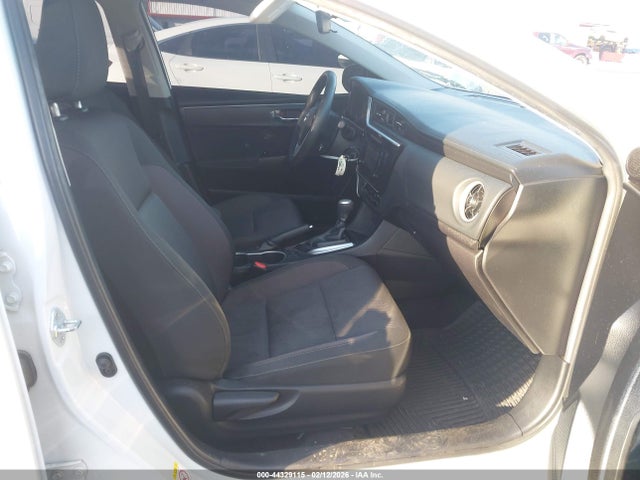 Toyota COROLLA LE 2018 2T1BURHE7JC012865 Image 5