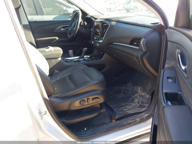 1GNERKKW1KJ221877 Chevrolet Traverse Premier