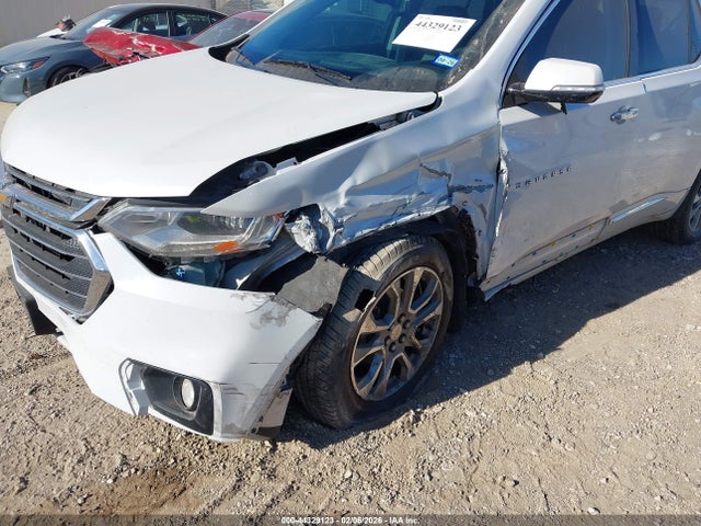 1GNERKKW1KJ221877 Chevrolet Traverse Premier